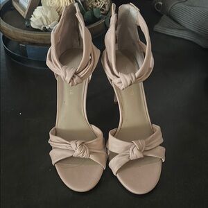 Elegant Nude Knotted Heels